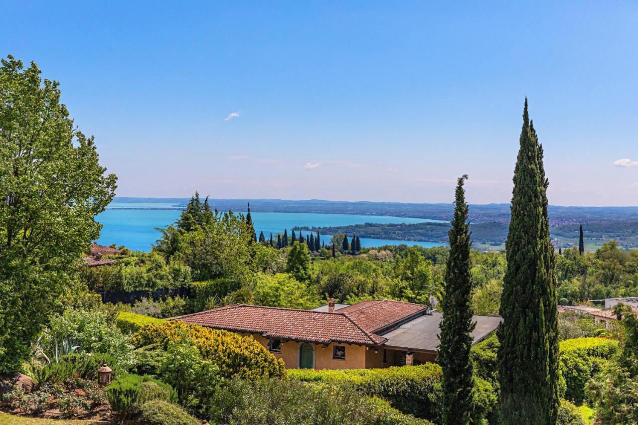 Villa Costanza Con Piscina By Wonderful Italy Паденге сул Гарда Екстериор снимка